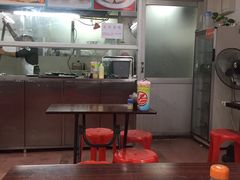 -陈老添美食店(宝华路店)