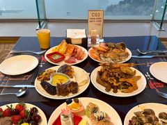 -荣誉国际酒店-云顶旋转餐厅