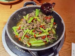 猫儿山的小黄牛-吃饭皇帝大(合生汇店)
