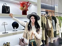 -王府井百货熙地港店