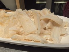 -潮界(LU·ONE凯德晶萃广场店)