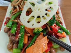 -秦君宝手擀菠菜面(金花路店)