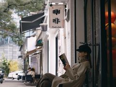 -Double cafe