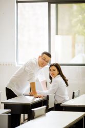 -菲林婚纱摄影工作室