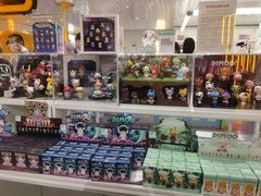 -泡泡玛特POPMART(上海环球港店)