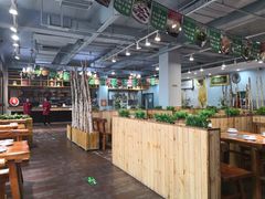 大堂-大草原清真饭庄(沙河店)