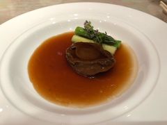 原只28头吉品鲍-8餐厅(新葡京酒店)