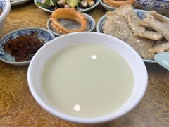 豆汁儿-门框胡同百年卤煮(新街口店)