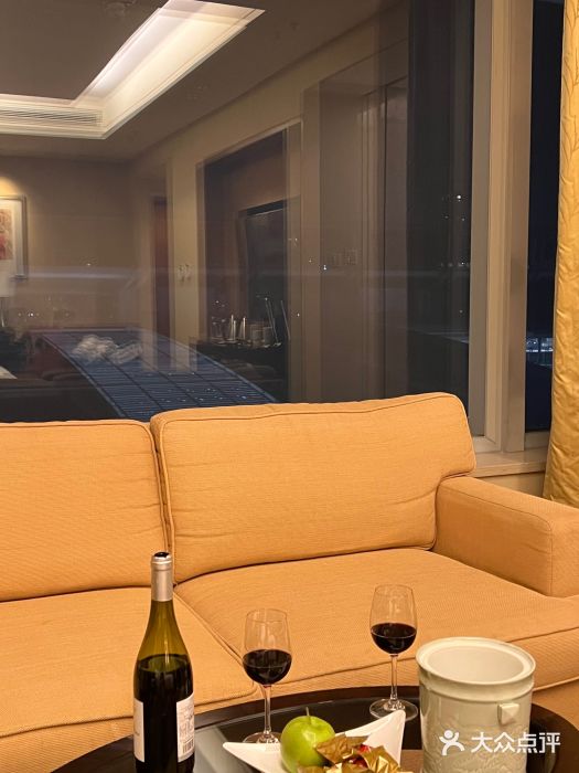 深圳星河丽思卡尔顿酒店图片