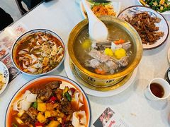 -汗腾格里·风味餐厅(新疆驻京办店)