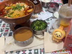 -成都你六姐·牛肉冒菜·麻辣香锅(长泰广场店)