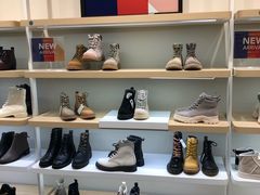 -hotwind热风(中贸广场店)