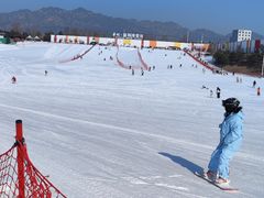 -华彬猛犸滑雪场