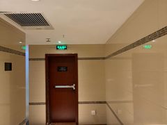 -上海龙之梦万丽酒店