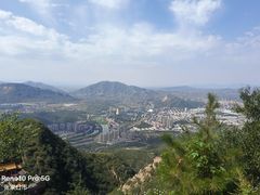 -辛安庄鸡鸣山景区