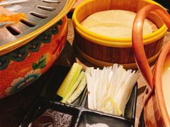 -三人行骨头王火锅(长寿店)