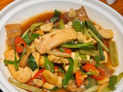 -九道菜有鸡鱼头(石鼓路店)