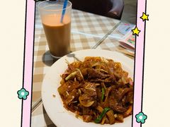 -新大咀港式茶餐厅(宝山万达店)