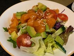三文鱼牛油果色拉-蘭·日本料理铁板烧(碧云路店)