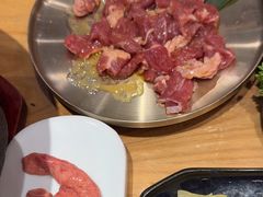 -青瓦餐厅·生鱼片·韩园烤肉(西塔店)
