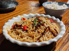 炒螺蛳粉-望江楼餐吧(阳朔西街店)