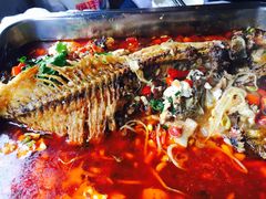 -罗满娘特色豆花烤鱼