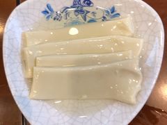 -亿诣蝎府炸酱面羊蝎子火锅(酷车小镇店)