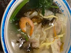 -长人馄饨铺(解放街店)