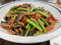 油条烩鳝鱼-董府·古宅餐厅