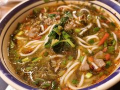 -云阿蛮云南生烫牛肉米线(奉贤路店)