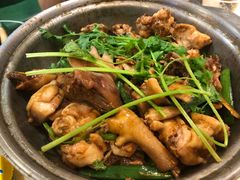 -芳村榕树头叹佬鸡煲(体育西店)
