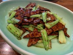 京葱爆猪肝-虎哥私房菜(馒头山店)