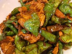梁记辣椒炒肉-梁记粥铺(开元地中海店)