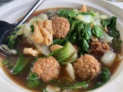 青菜烧肉圆-吉事利茶餐厅