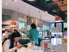 大堂-Dough&Joe团憩(瑞虹天地月亮湾店)