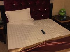 -碧中海汤泉汗蒸酒店