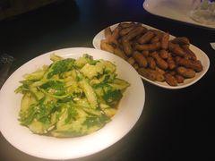 -西街夜油条·麻团包乌饭