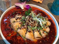 -三人行骨头王火锅(长寿店)