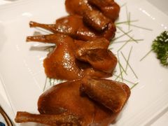 大厨玻璃脆皮妙龄乳鸽-天然台1908(中建广场店)