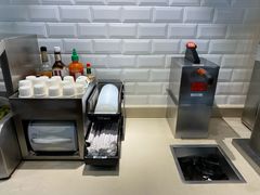 -The Habit Burger Grill 哈比特汉堡(爱琴海店)