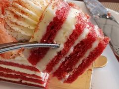 -百灵希尔顿逸林酒店大堂吧