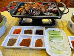 蒙古烤羊背-德乐海蒙餐