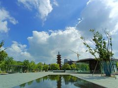 -龙华寺