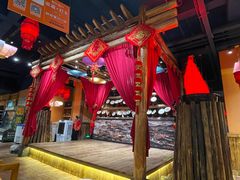 -老滇山寨•云南特色菜•地方菜•民族风情歌舞表演(金碧店)