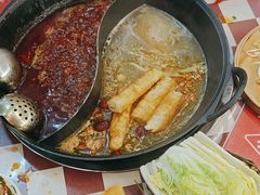 -赵美丽·重庆社区火锅·直营店(火车东站·中豪国际店)