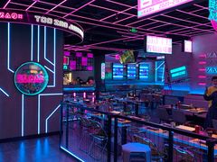 -燥次·烧烤酒场(万象城店)