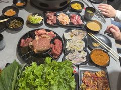 -啊美丽炭火烤肉(滑翔一店)