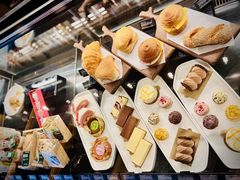 -星巴克臻选(上海合生汇1F店)