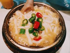 石锅汪刺鱼-荣小馆(临海世纪花城店)