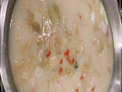 -老来福·非遗酸汤兔(凯旋路店)